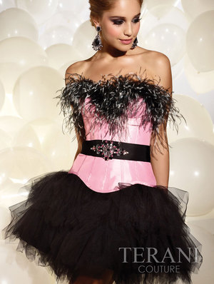 Terani Couture P 698